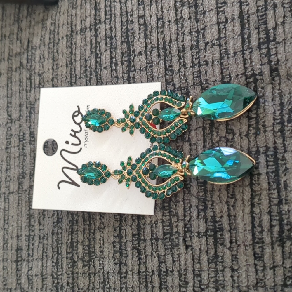 Sale Marquise Shaped Glass Crystal Emerald Colored Earrings